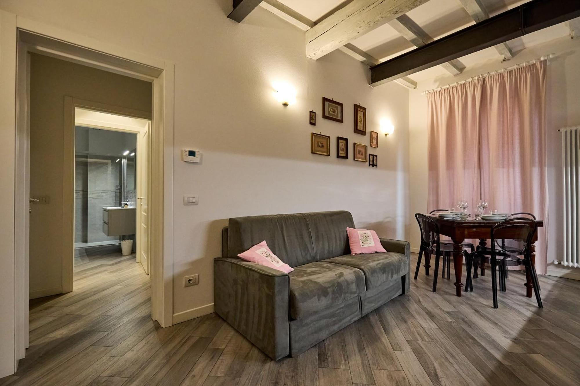 La Torre Lunga -Smart Working- 150 M Dalle-From Due Torri-Two Towers Болонья Экстерьер фото