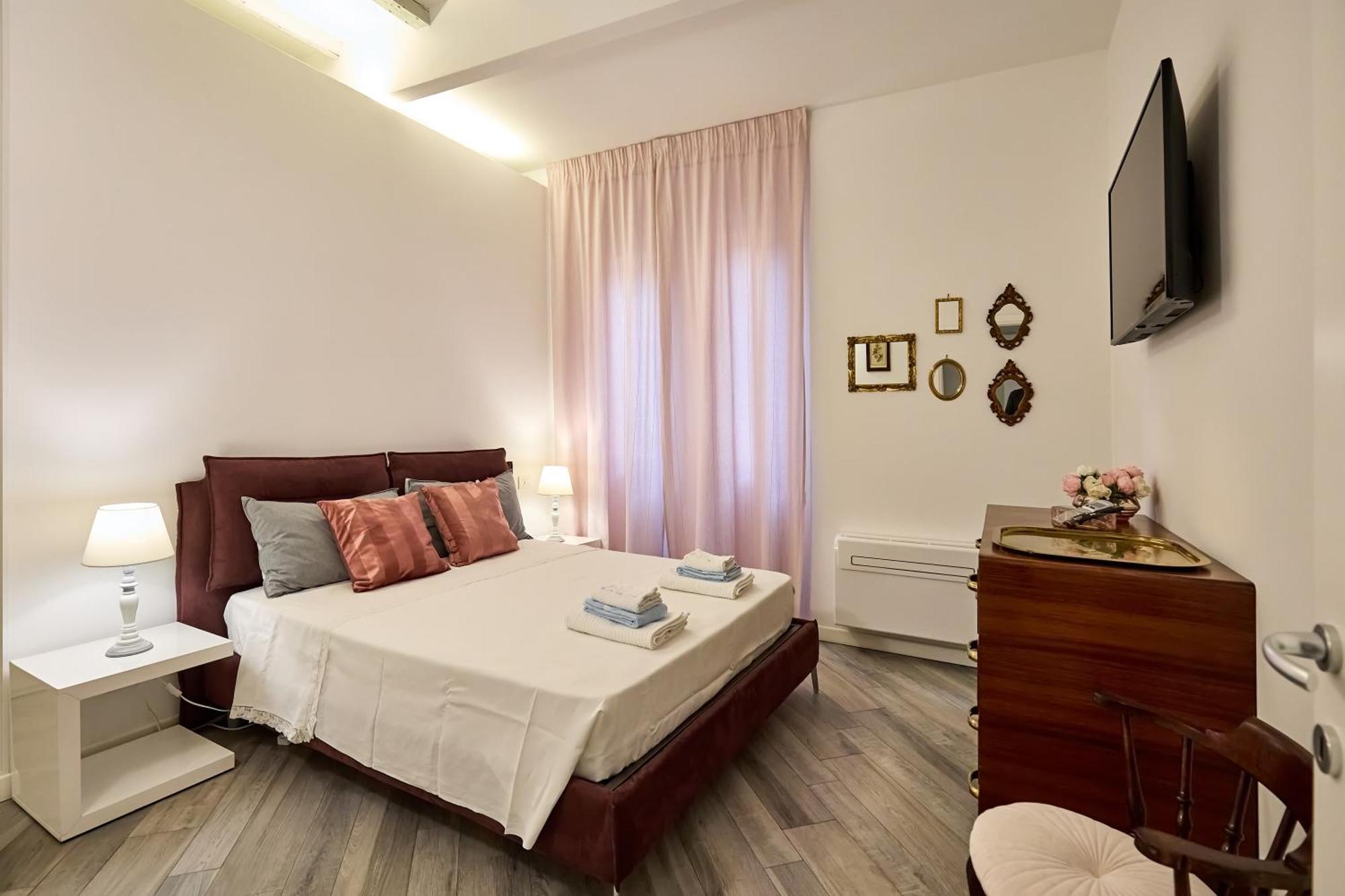 La Torre Lunga -Smart Working- 150 M Dalle-From Due Torri-Two Towers Болонья Экстерьер фото